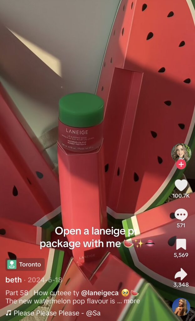 @bloves.beauty taking us through her unboxing